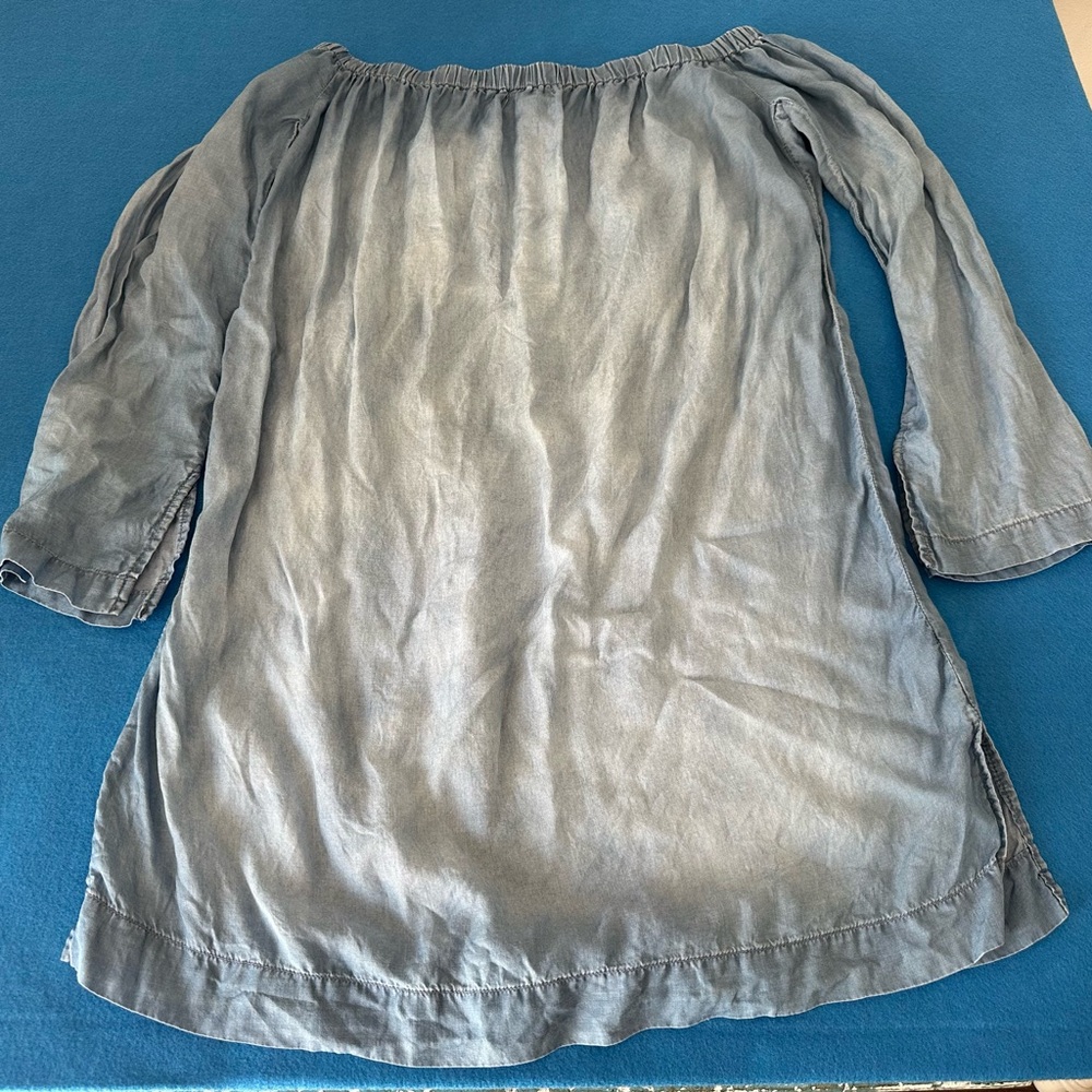 Off-Shoulder Blue Top - Picture 12 of 12